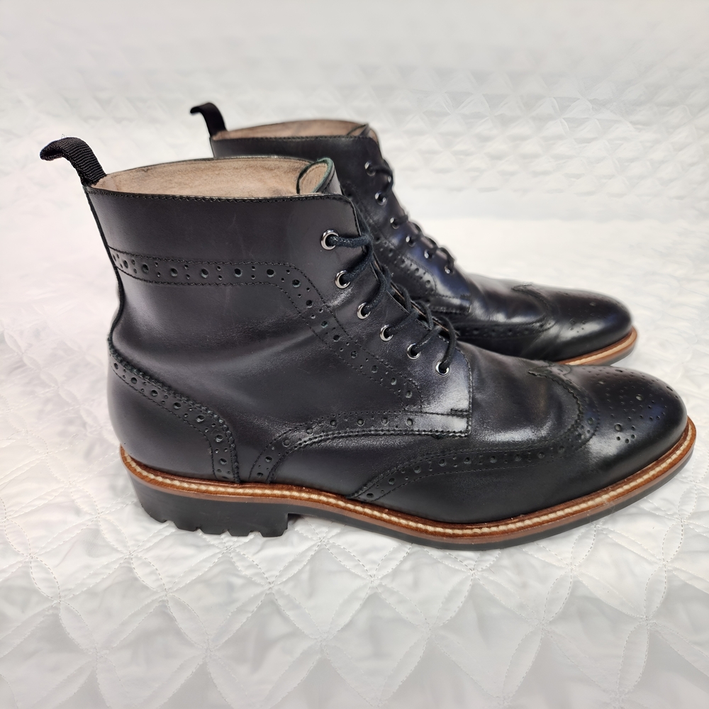 Banana Republic Genuine Italian Leather Black Brogue Wingtip Men's Boots 11.5 M - Picture 2 of 11